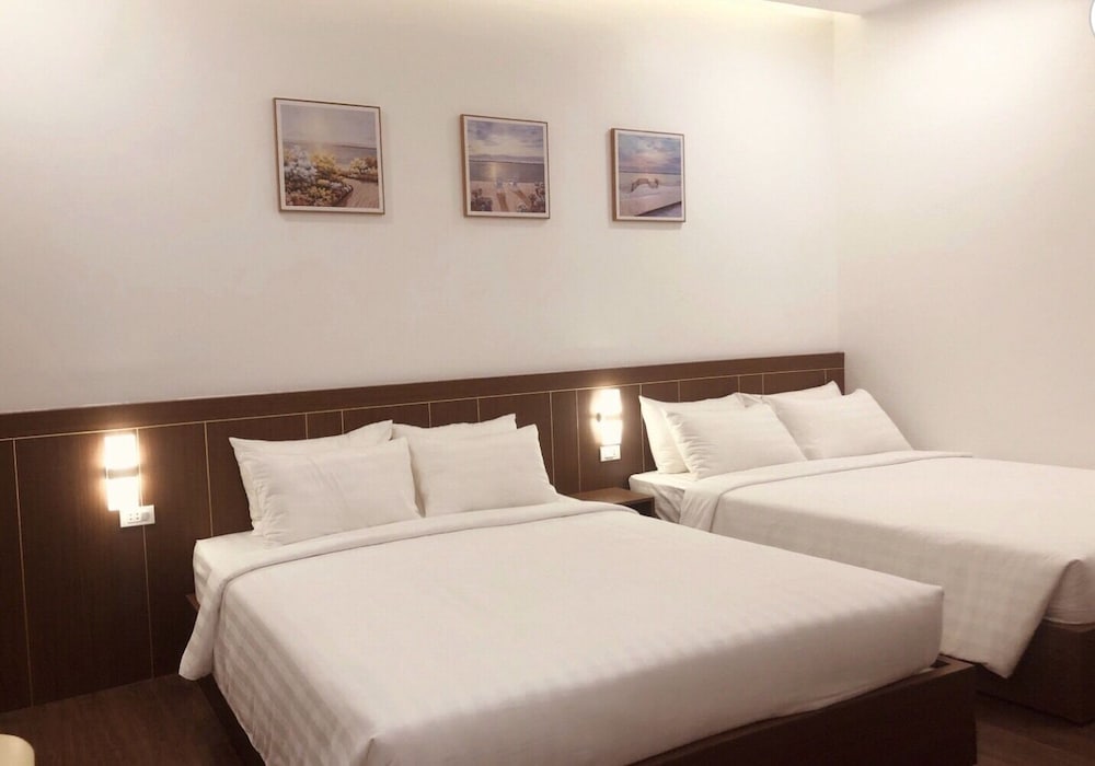 Superior Quadruple Room - Photo 9
