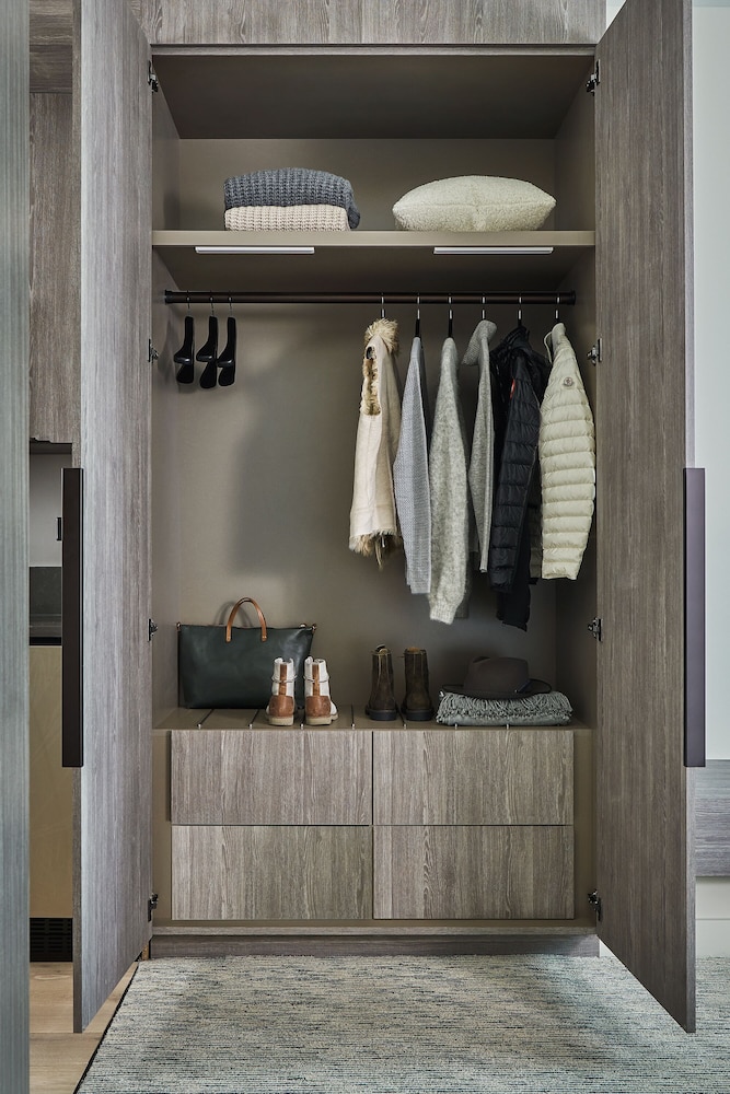 One Bedroom Peak King Residence