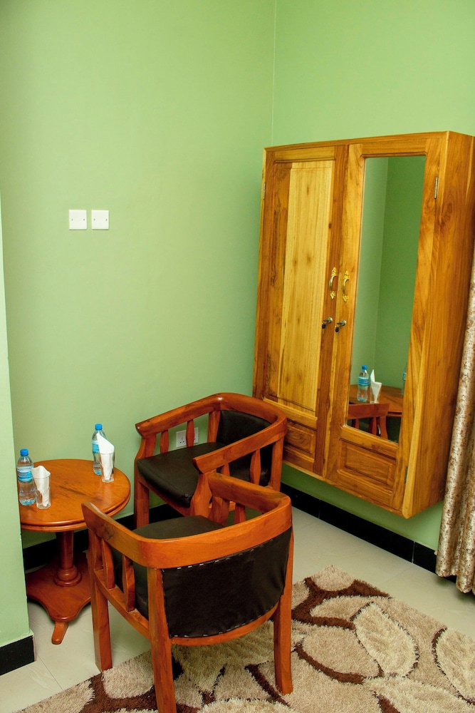 Economy Twin Room