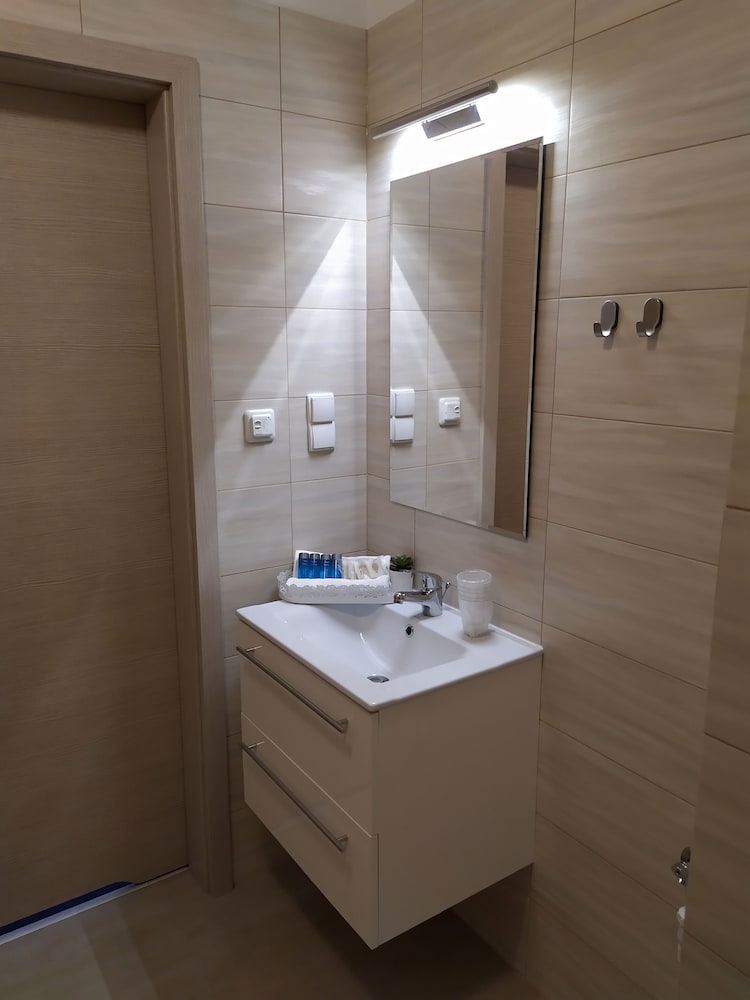 Single Room, Private Bathroom (nr 12) photo 3