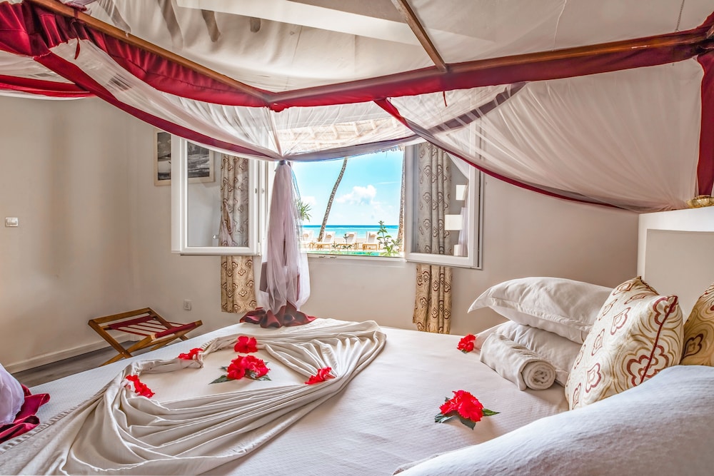 Room, Sea View - Photo 4