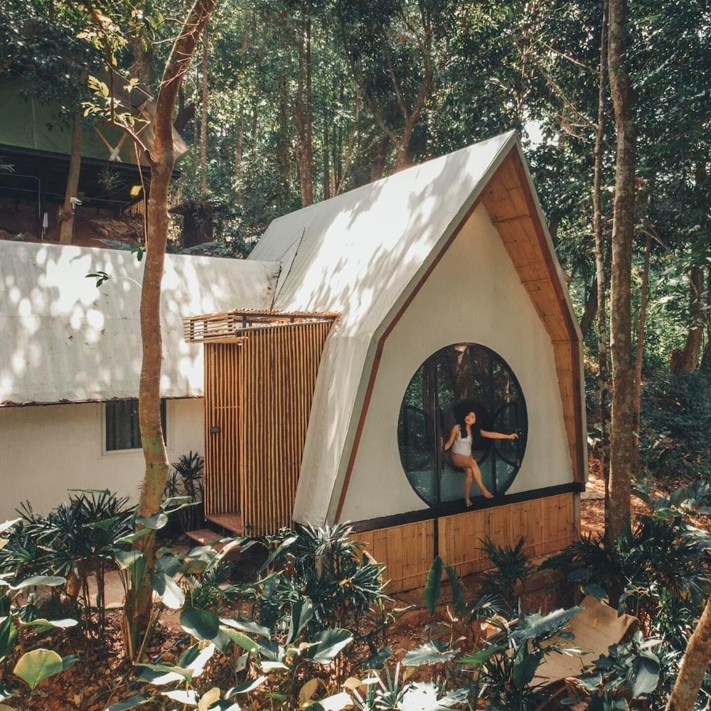 Deluxe Double or Twin Room, Garden View photo 1