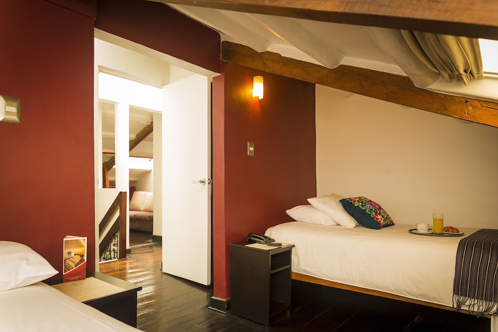 Classic Double Room (Low Ceiling) photo 1