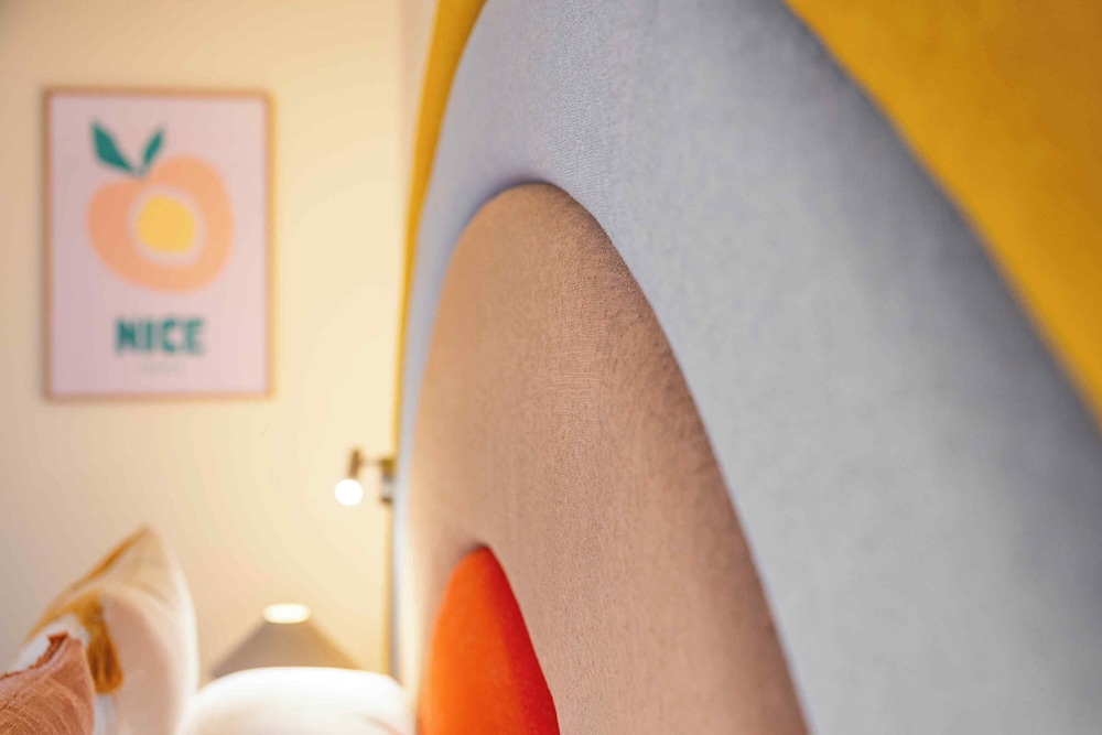 Standard Triple Room thumbnail 6