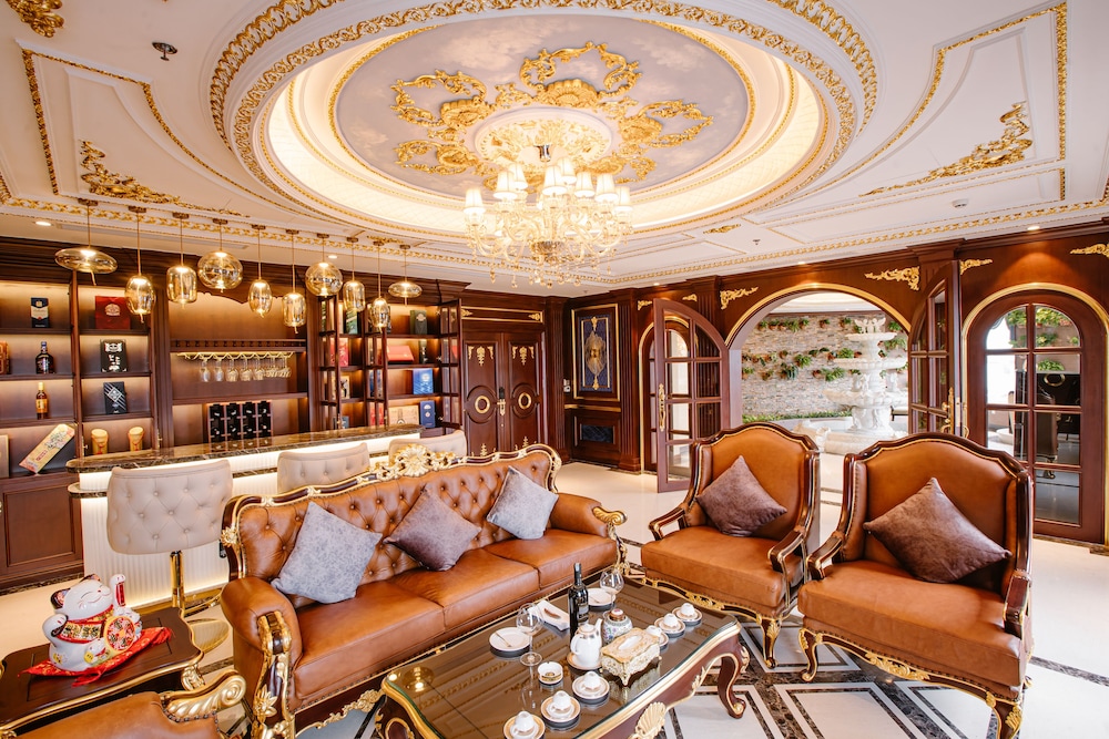 Presidential Room