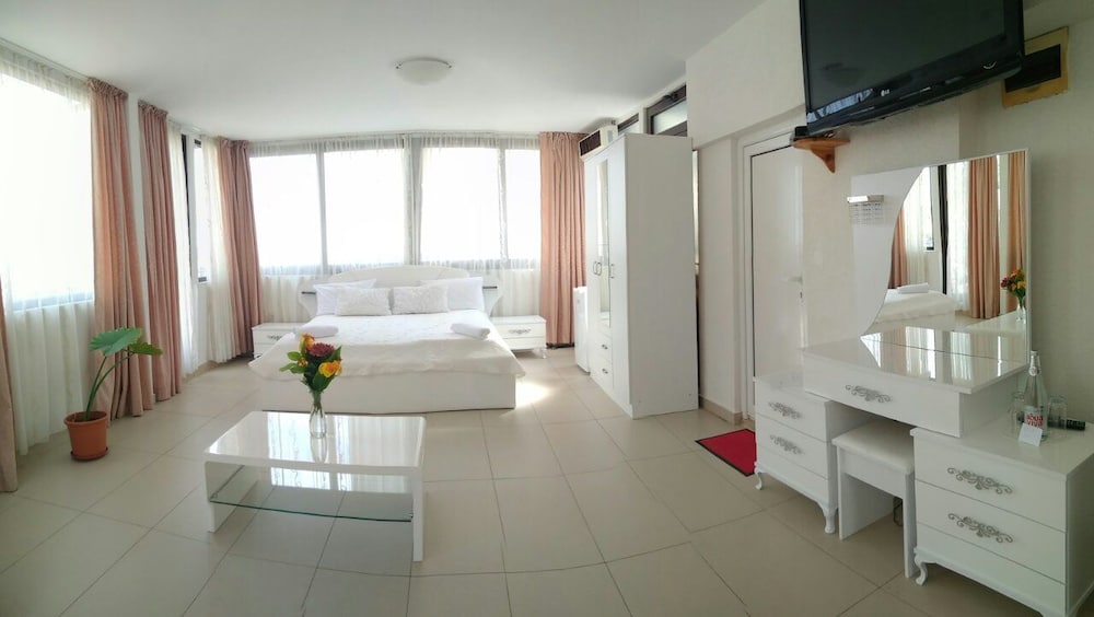 Double Room, Balcony, Sea View
