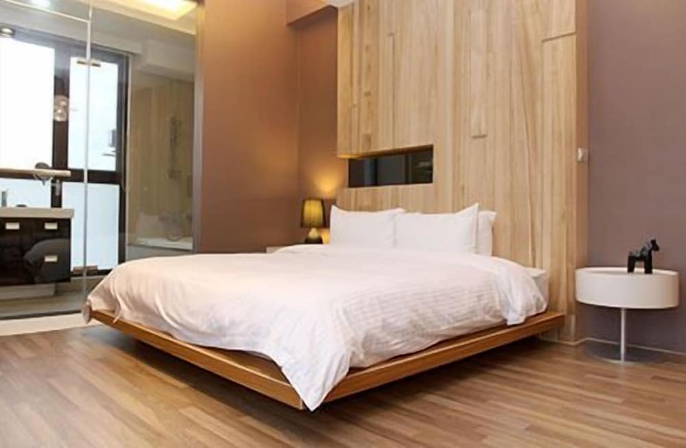Deluxe Double Room photo 3