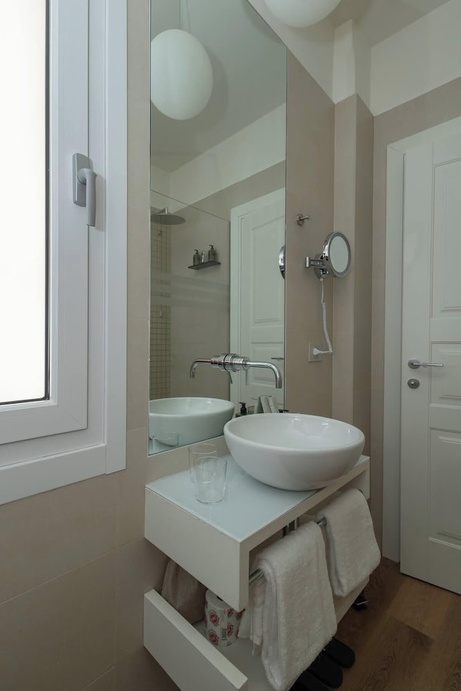 Superior Double Room, Balcony - Photo 13