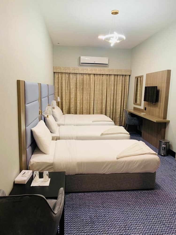 Quadruple Room photo 2