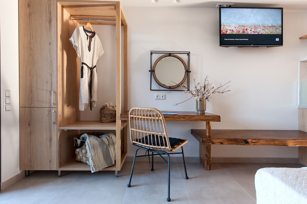 Superior Triple Room - Photo 4