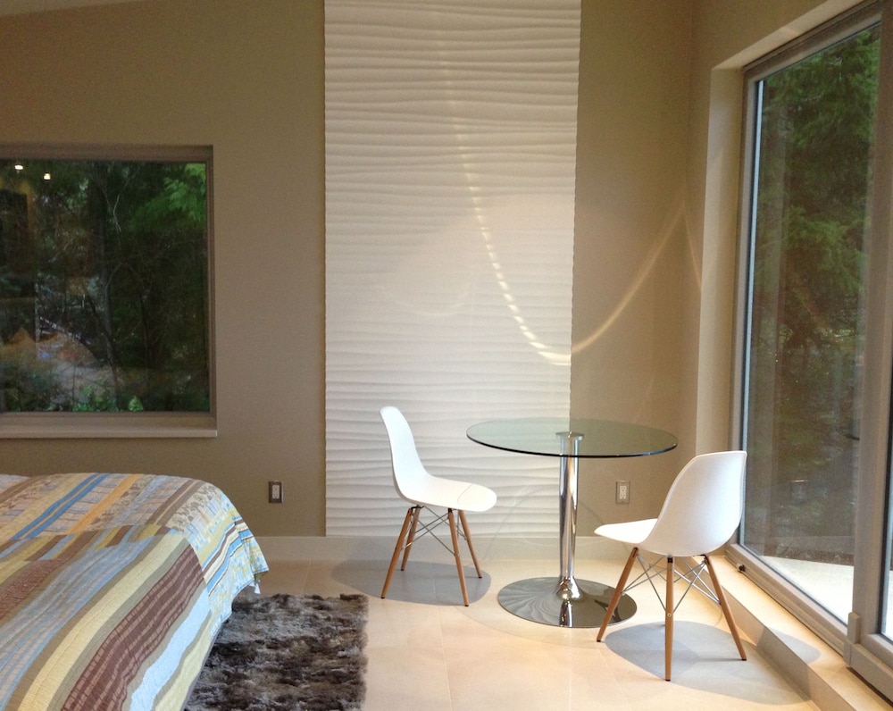 Beachcomber Suite photo 2