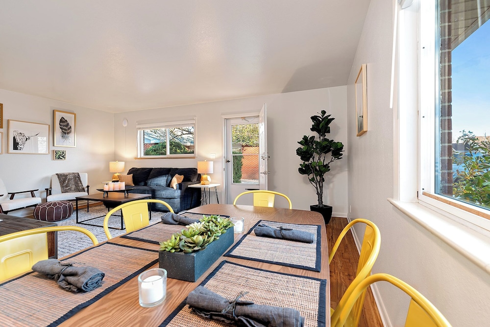 Condo, Multiple Beds, Kitchen, Garden View (1020 Garfield St. (Suite 1,2,3)) photo 1