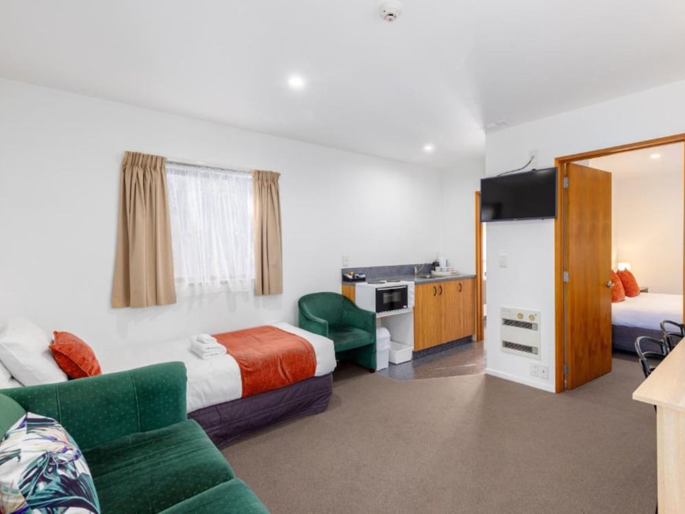 One Bedroom Unit photo 1