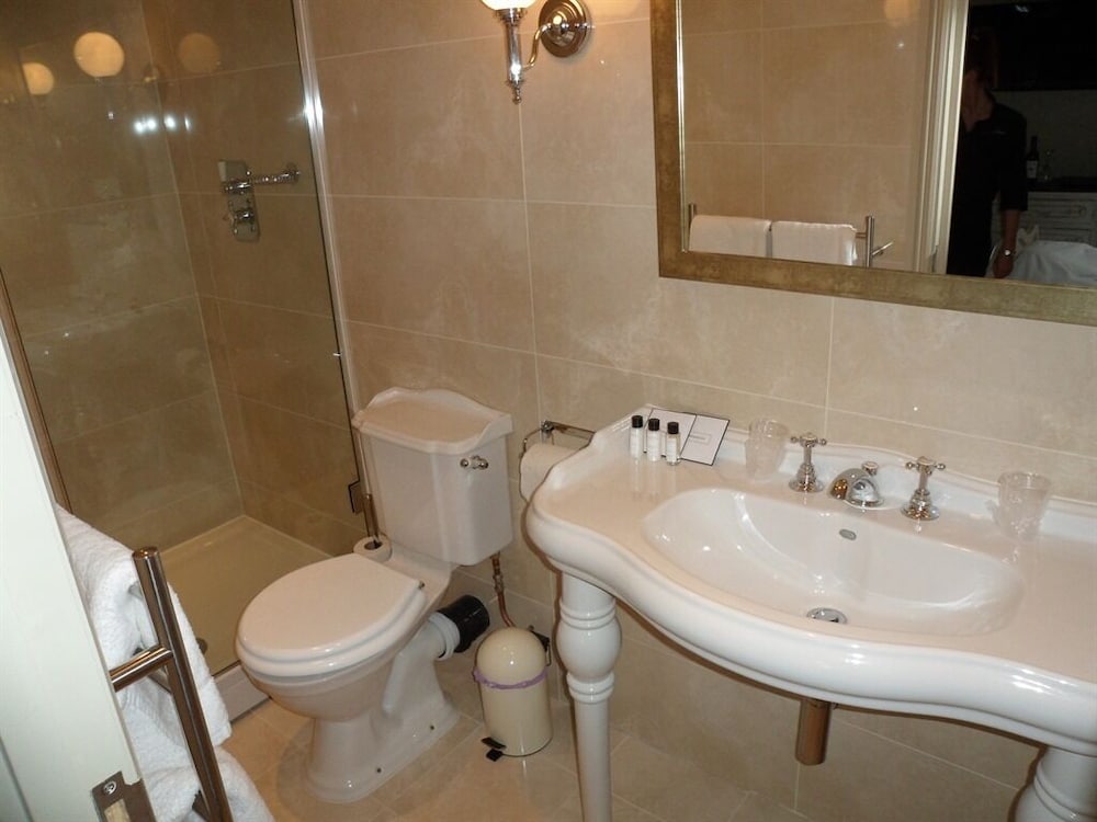 Deluxe Double Room, Ensuite (Amelia) photo 3