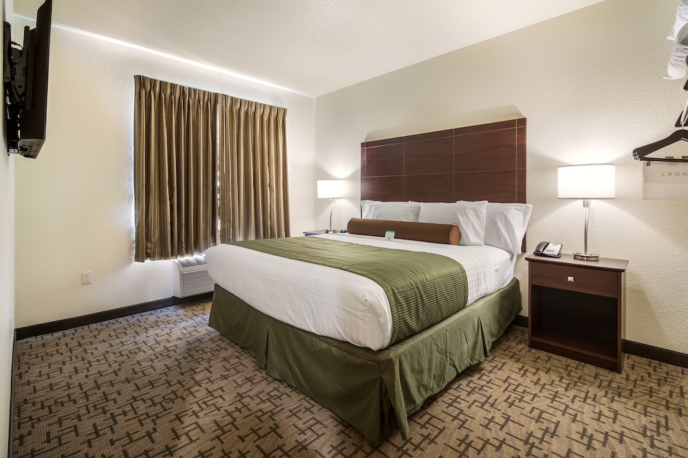 Suite, Multiple Beds, Non Smoking (Extended Stay) photo 2