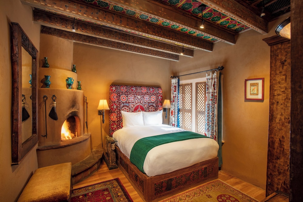 Deluxe Single Room, 1 Queen Bed