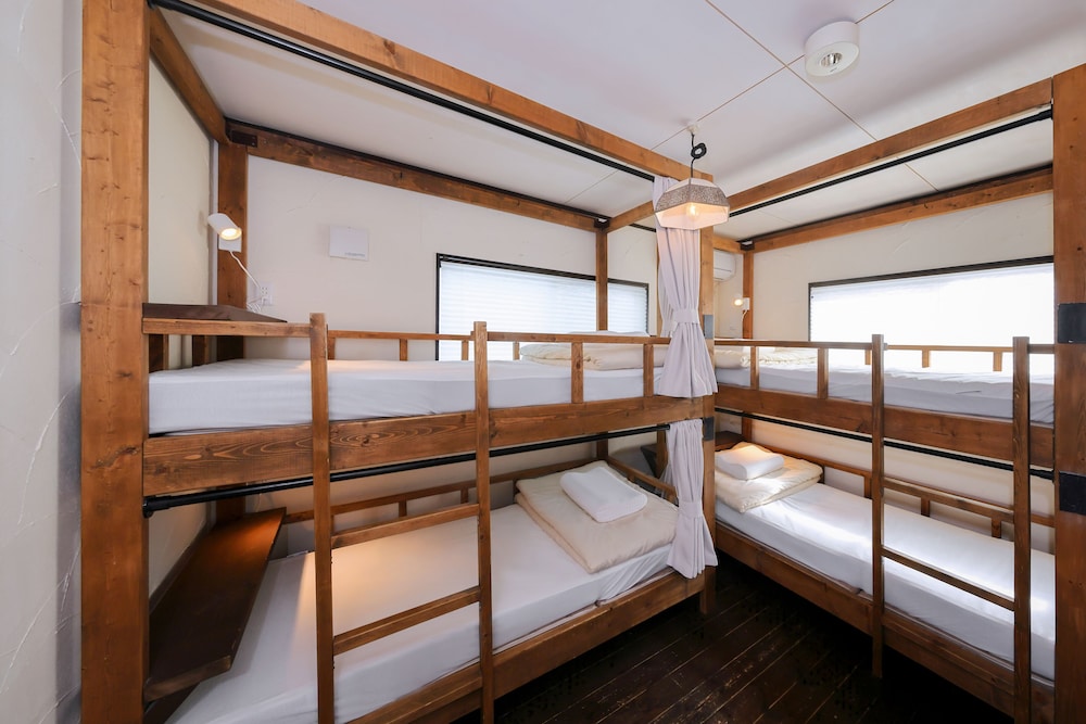 Room with 2 BunkBeds, Non Smoking photo 1