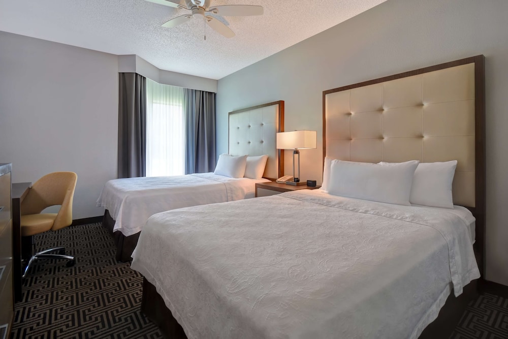Suite, 2 Queen Beds, Accessible, Bathtub (Mobility & Hearing) - Photo 4