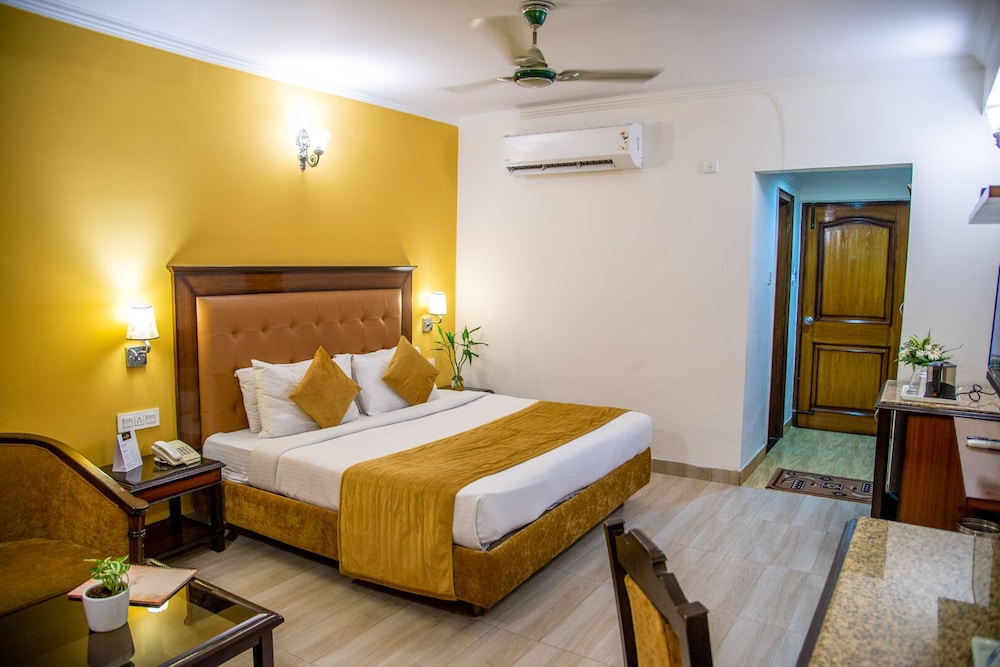 Deluxe Room, 1 Bedroom - Photo 2