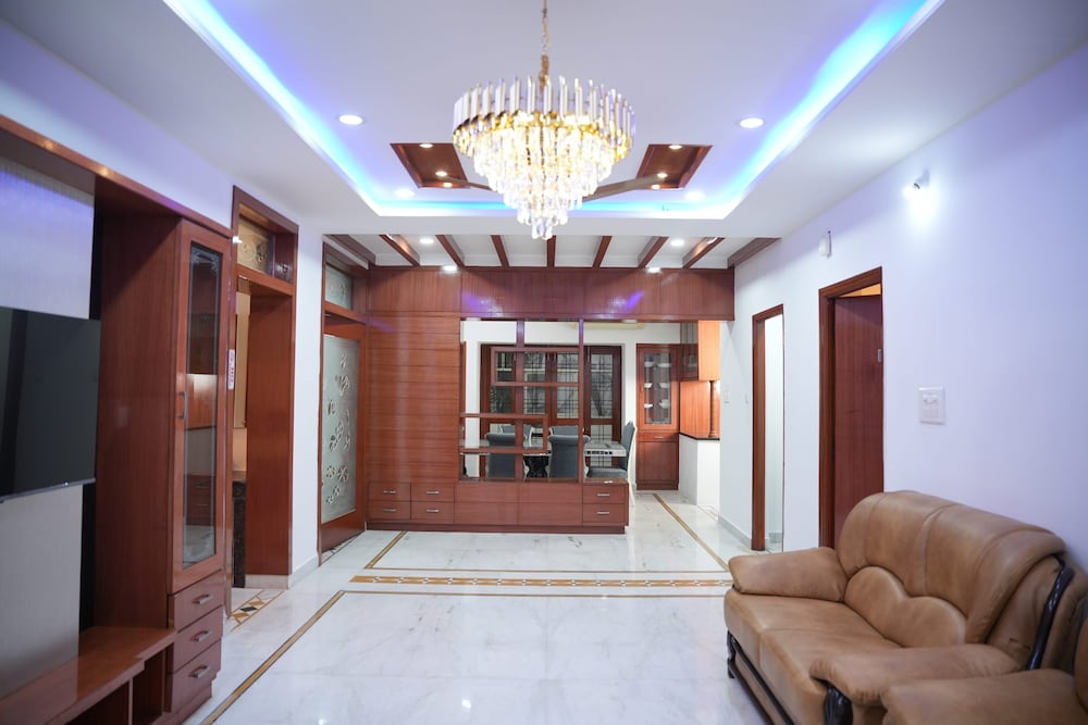 Apartment, 4 Bedrooms, Accessible, Smoking