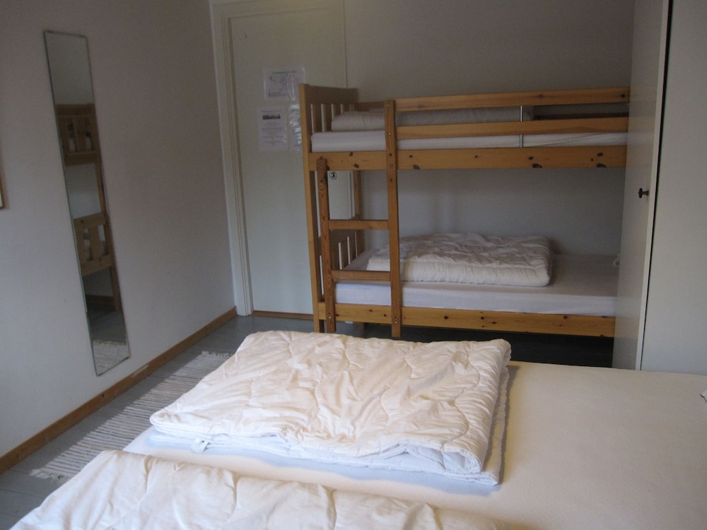 Quadruple Room, Shared Bathroom (Double Bed & Bunk Bed) photo 3