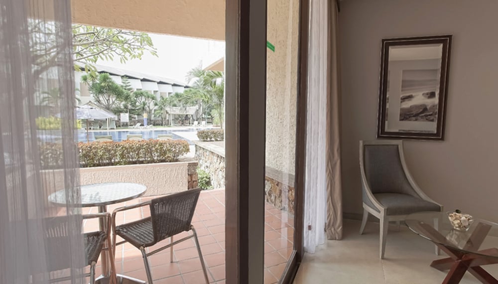 Premier Garden Access King