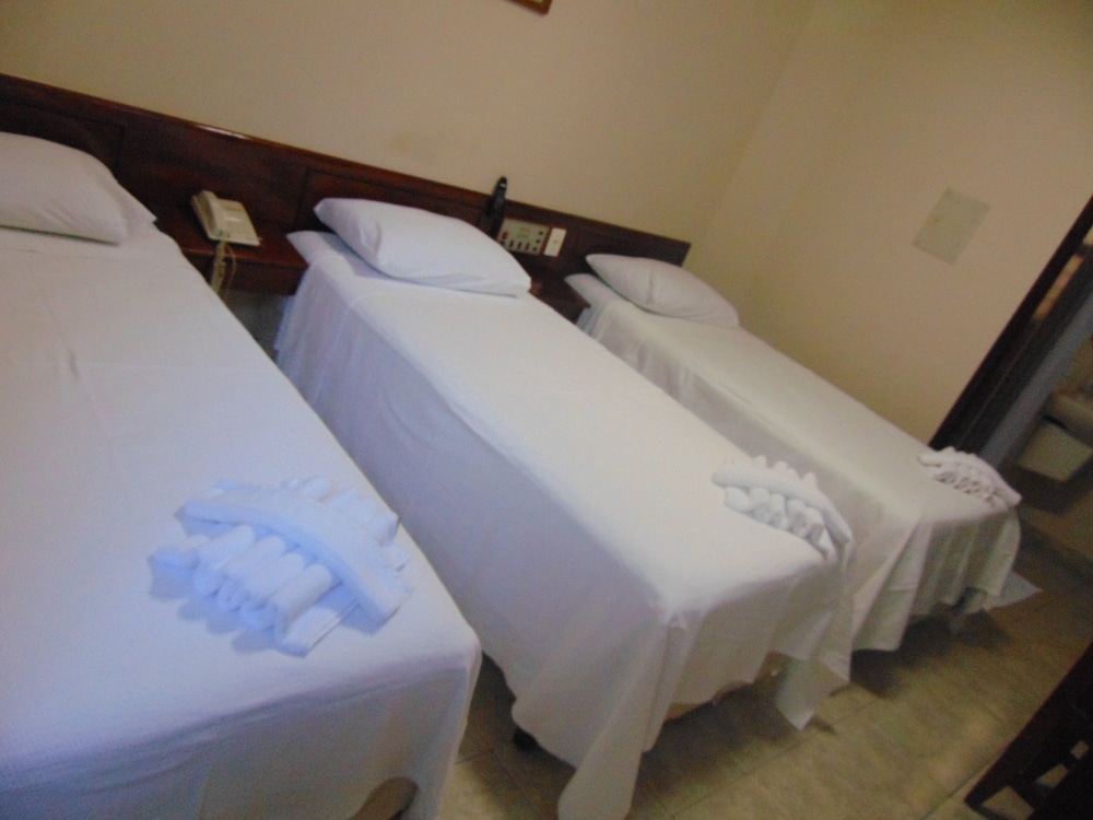 Standard Triple Room photo 2
