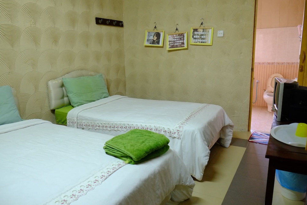 Standard Twin Room photo 1