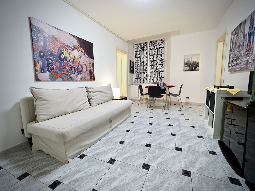 Apartment, 2 Bedrooms photo 2