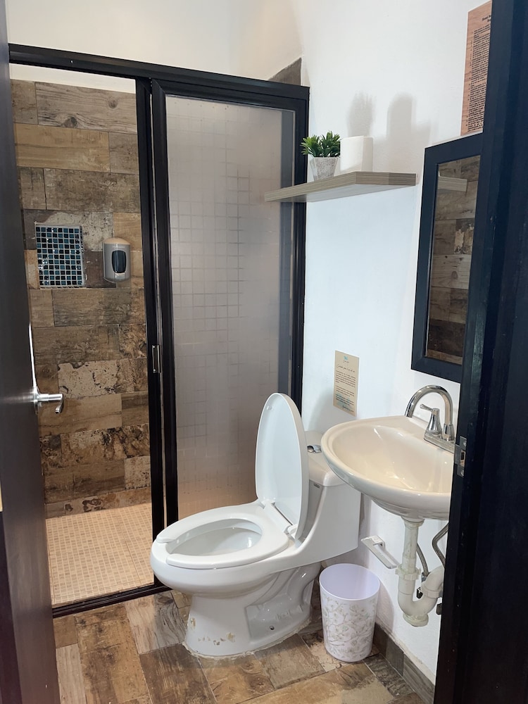 Design Double Room Single Use, 1 Queen Bed, Non Smoking, Resort View photo 3