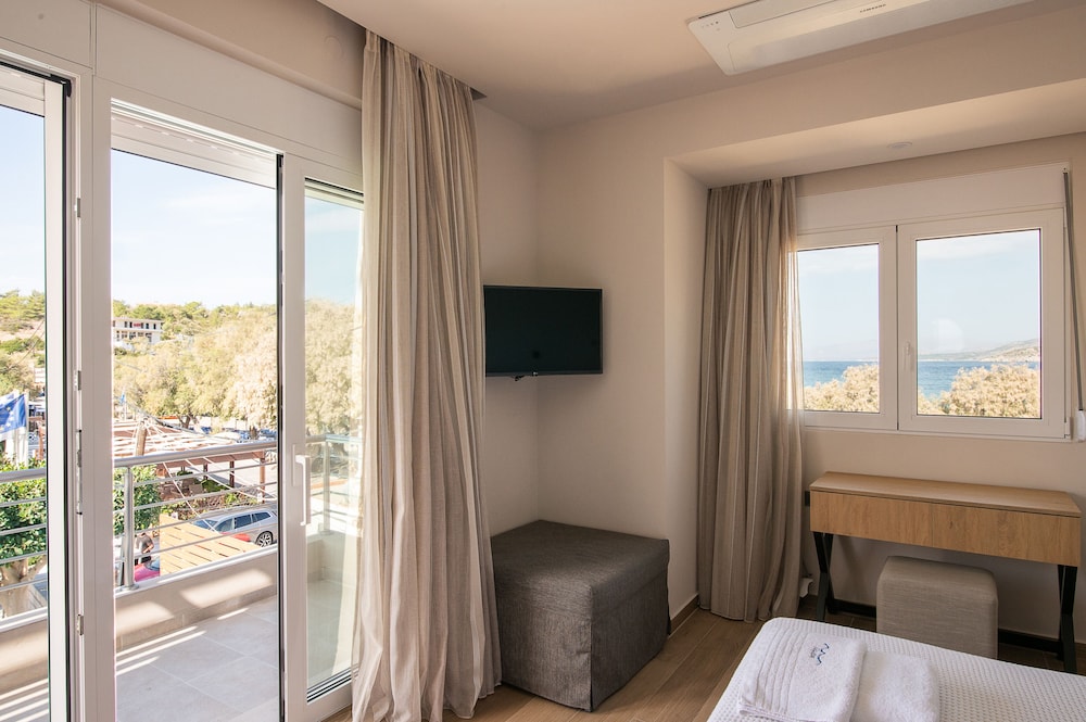 Supreme Room with Sea View photo 2