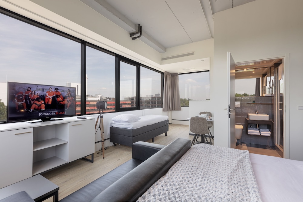Panoramic Triple Room, Multiple Beds, Non Smoking, Kitchen photo 2