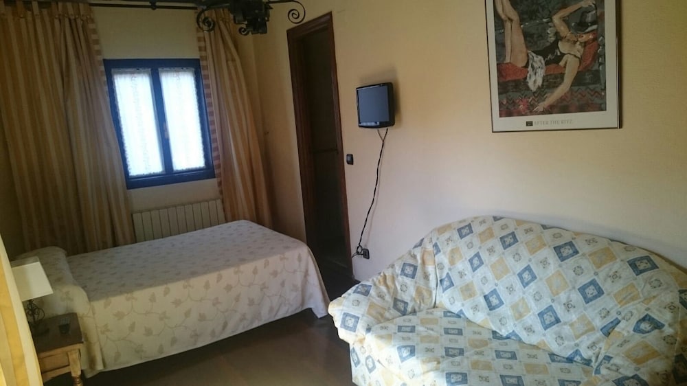 Quadruple Room photo 2