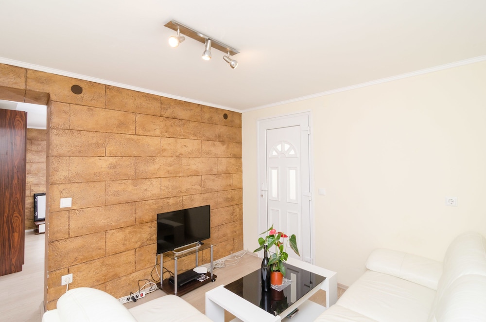 Apartment, 1 Bedroom, Garden View