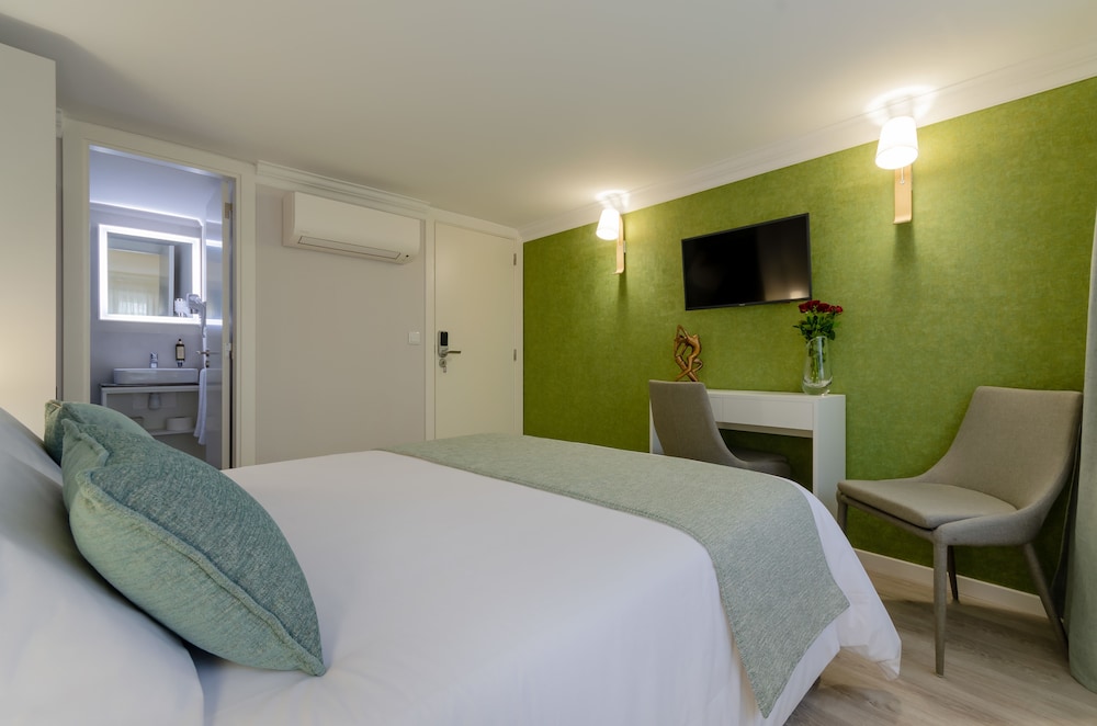 Standard Double Room, 1 Queen Bed, Garden View photo 3