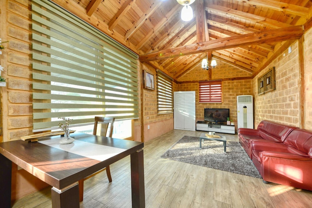 Basic Room, 1 Bedroom (Mannam) - Photo 3