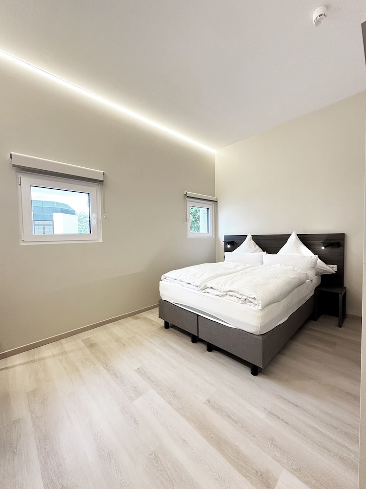 Basic Double Room
