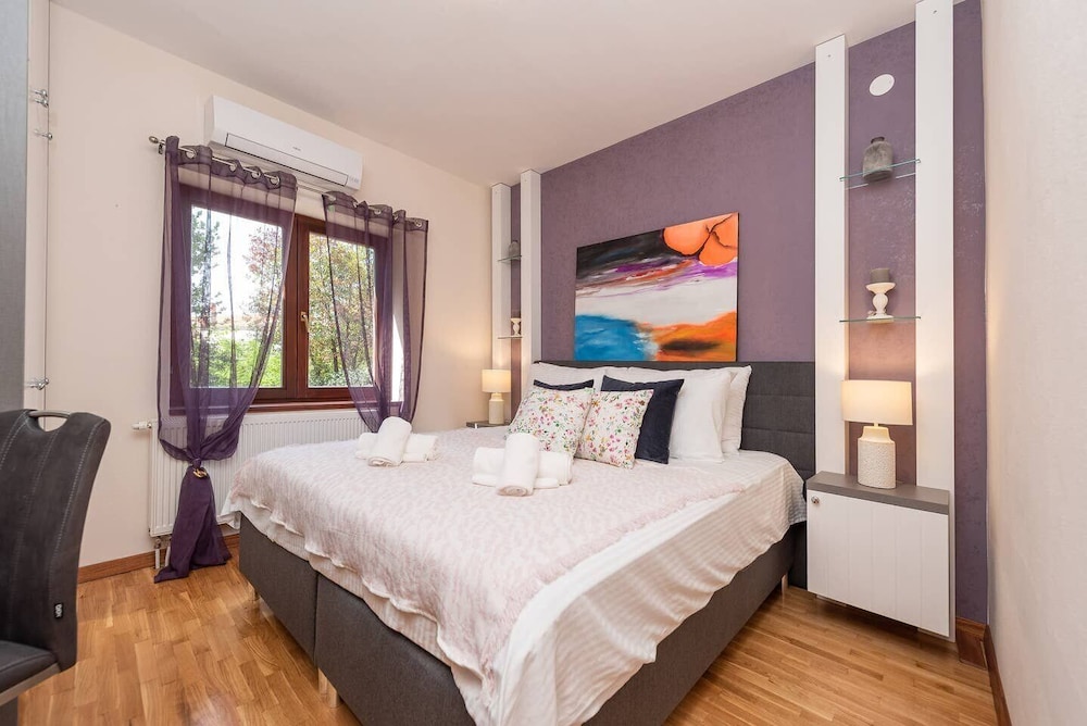 Luxury Apartment, Ground Floor