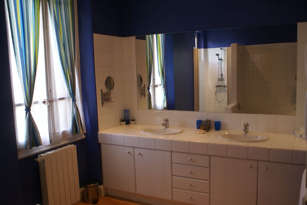 Double Room (Toulouse Lautrec) photo 3