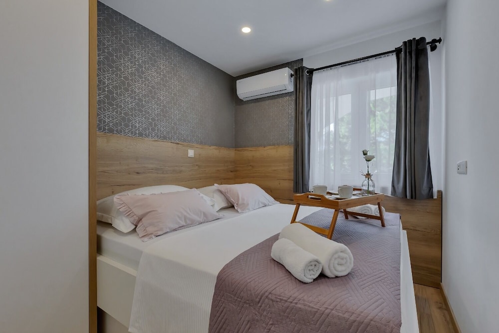Apartment (Lara - with terrace - A1(4))