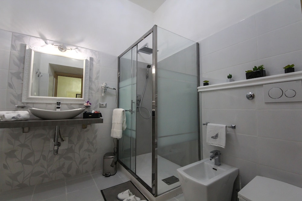 Luxury Room photo 3