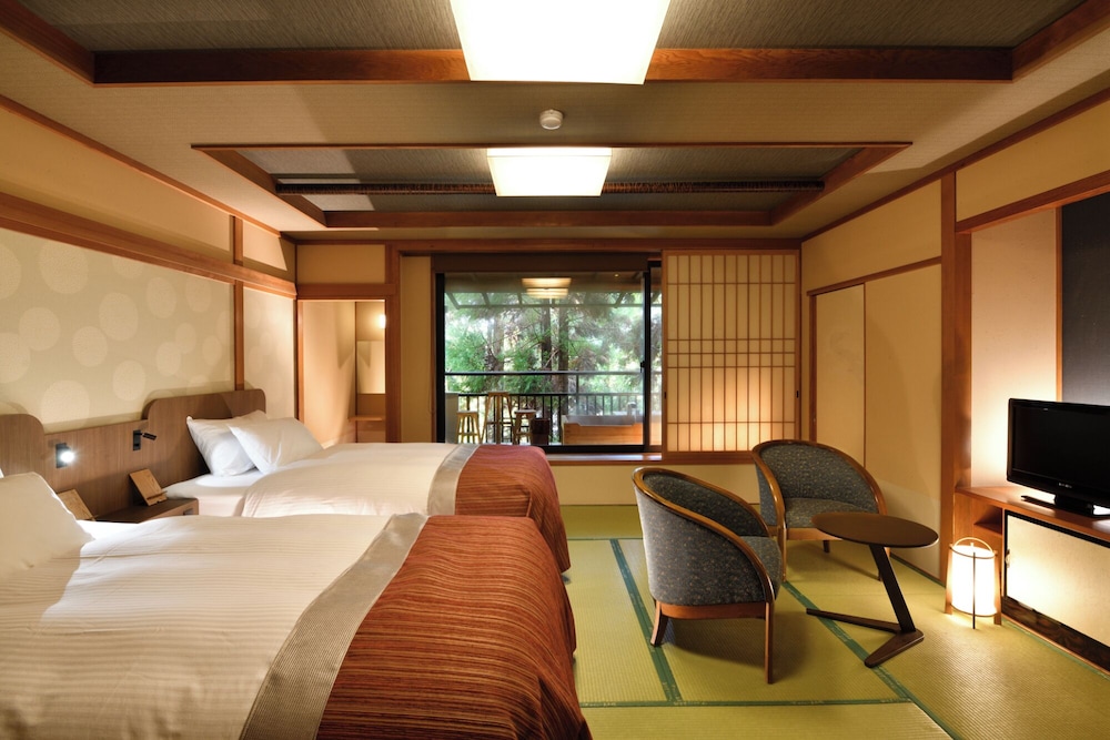 [Hana] Japanese Style Twin Bed Room Non Smoking with Private Open-Air Bath, Nagiwagyu Kaiseki Plan