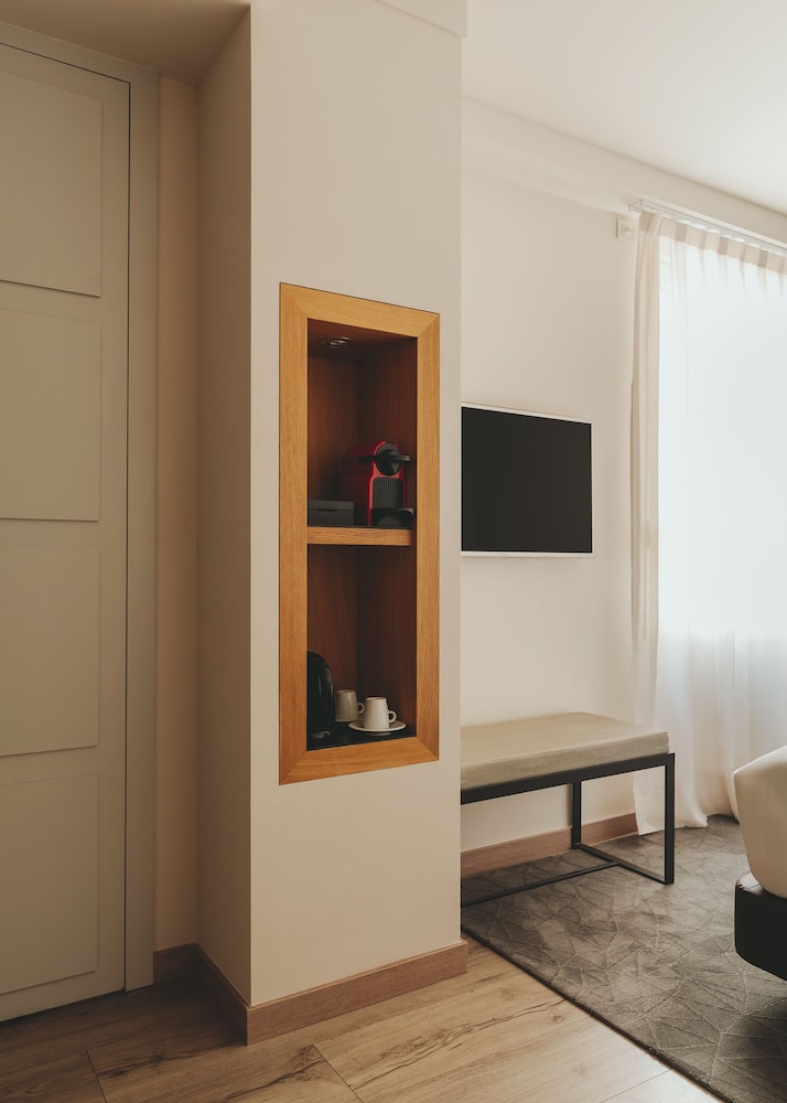 Deluxe Room (Family Room) photo 3
