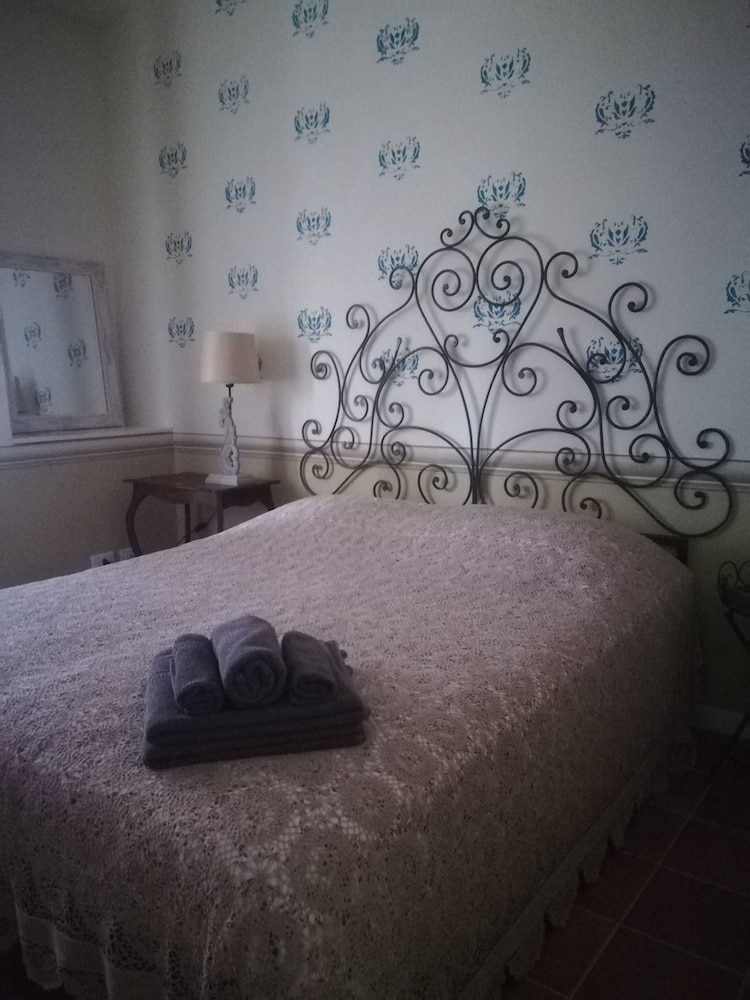 Suite, 2 Bedrooms photo 1