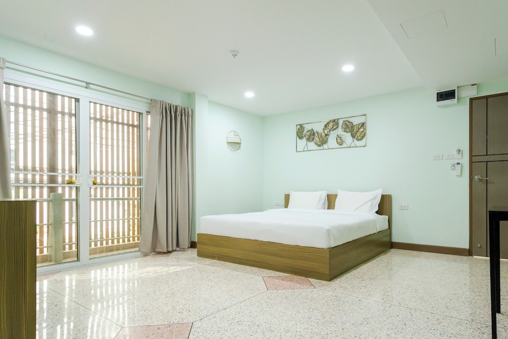 Deluxe Room, 1 Bedroom, Non Smoking, Private Bathroom photo 1