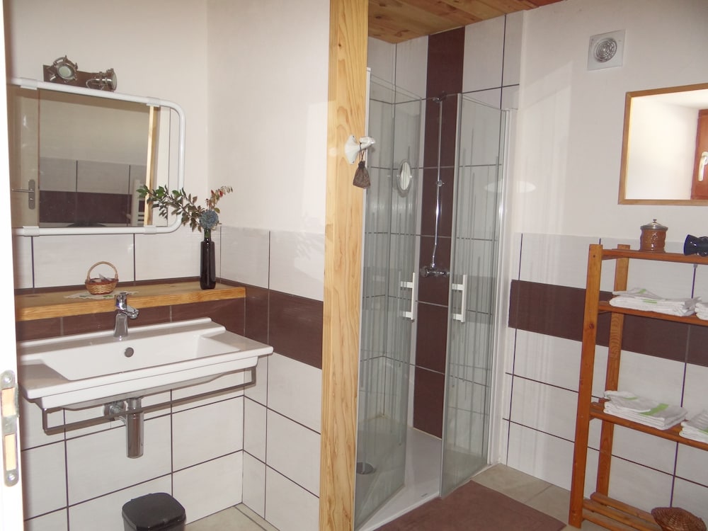 Comfort Chalet, Ensuite, Mountain View (La Clé Des Champs) photo 3