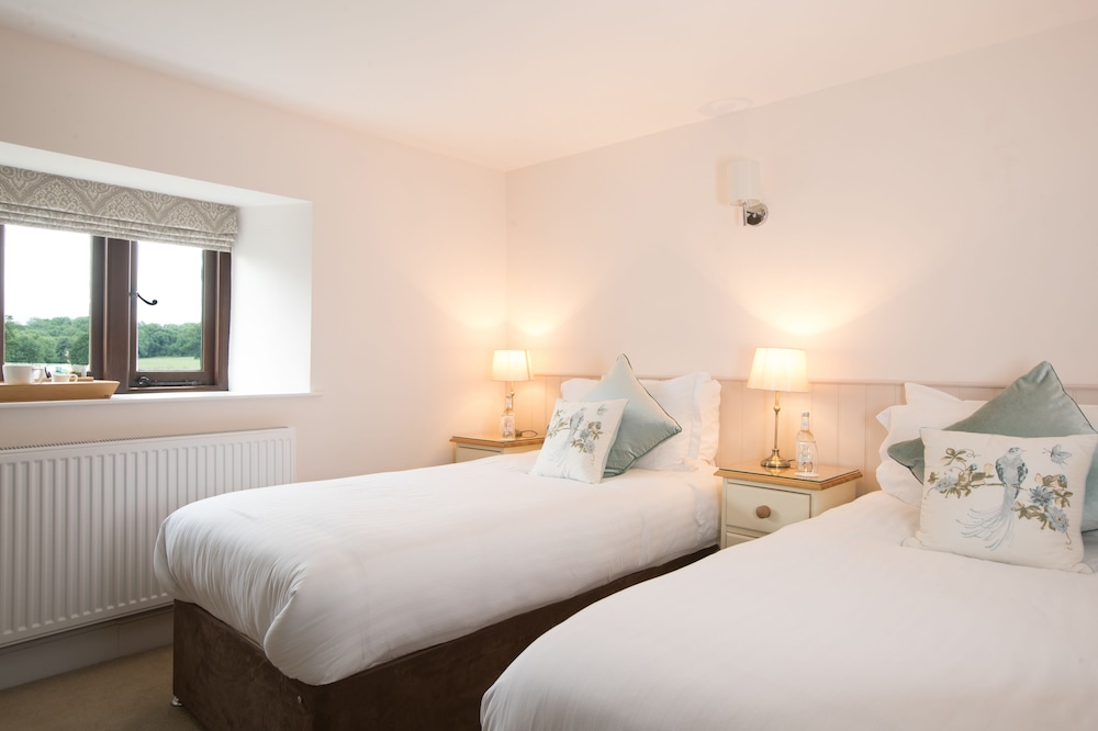Family Suite (2 Adults + 3 Children) photo 1