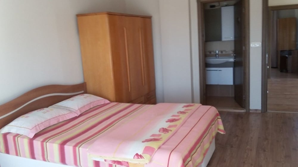 Villa, 5 Bedrooms photo 1