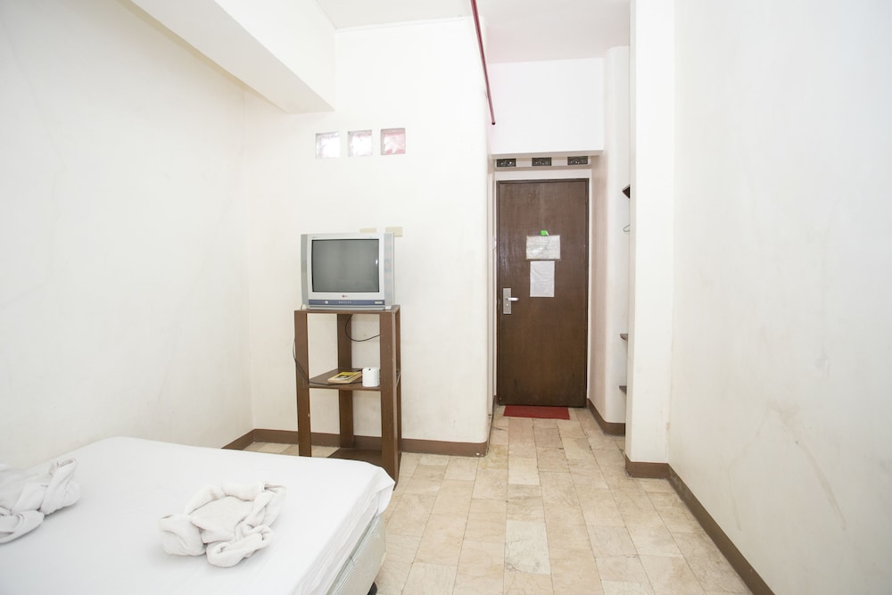 Budget Double Room photo 1
