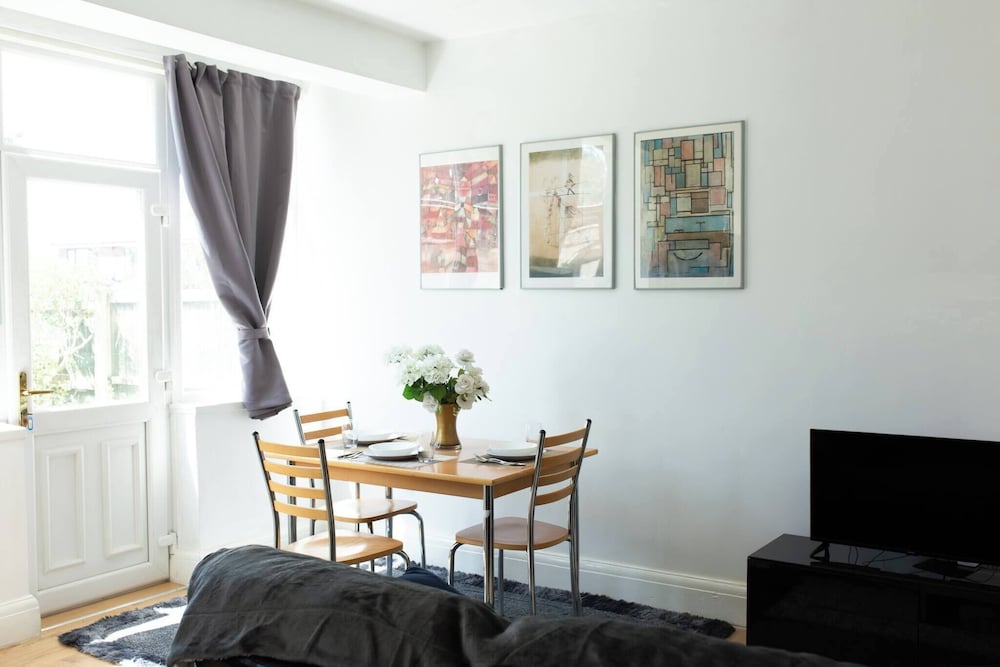 House, 3 Bedrooms